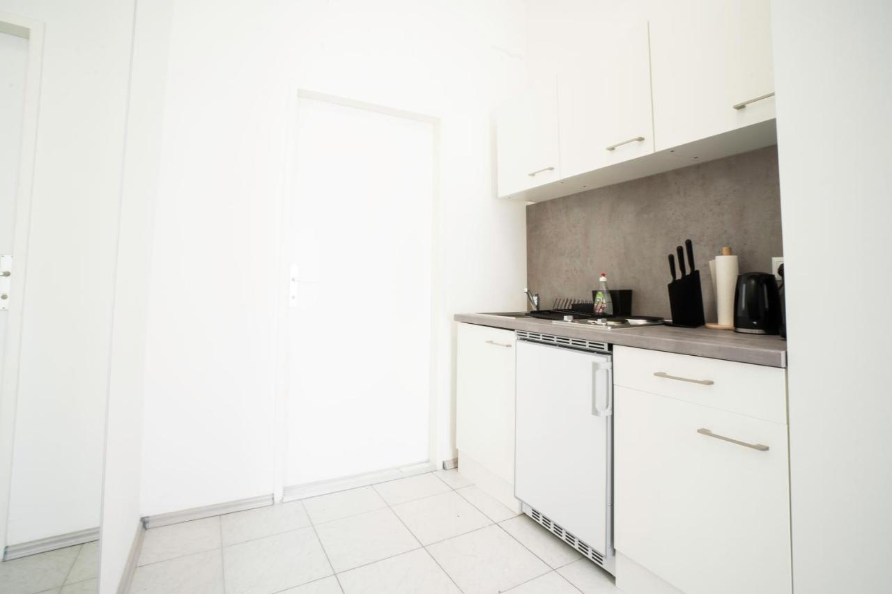 Modern 1-Bedroom Apartment Next To Praterstern Vienna Luaran gambar